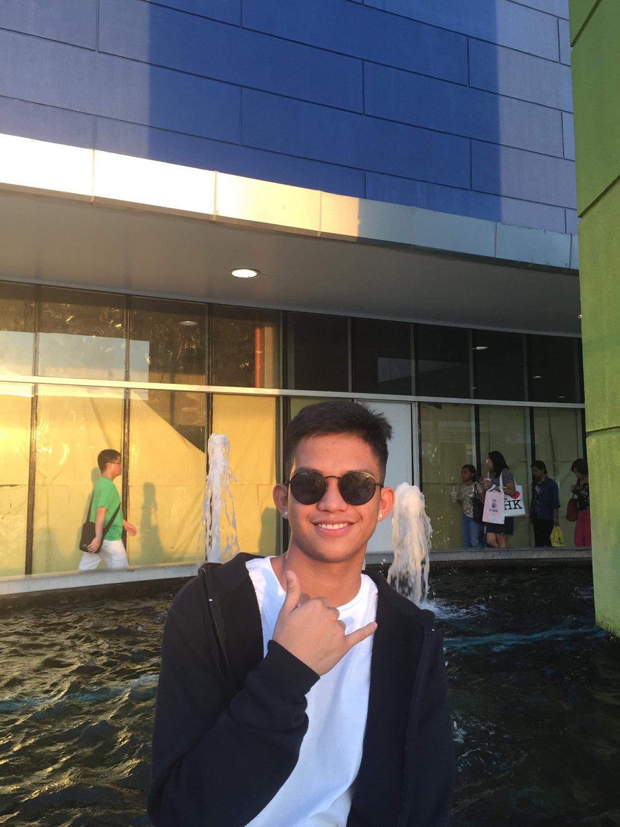 emjaysavillaaa's tweet photo. 📷:@bananahannaah thank u babe😘💕 https://t.co/MEhPmerfjP