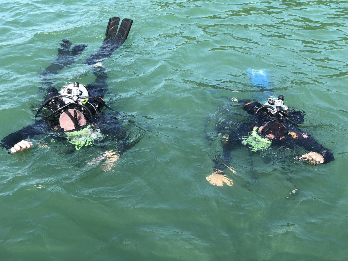 PickensCountyEM's tweet photo. #PickensCountySC Council declares May 18-24, 2019 as Safe Boating Week. Through frequent #training and preparations, #divers always remain prepared to respond at a moments notice. #AlwaysWearALifeJacket https://t.co/87FWMUgFty