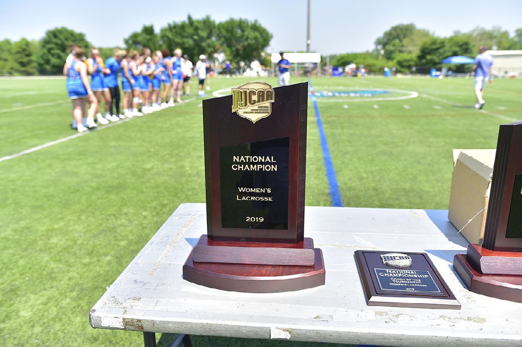 HarfordCCWLax's tweet photo. Home at Harford where it belongs! https://t.co/eiwJuzlIdd