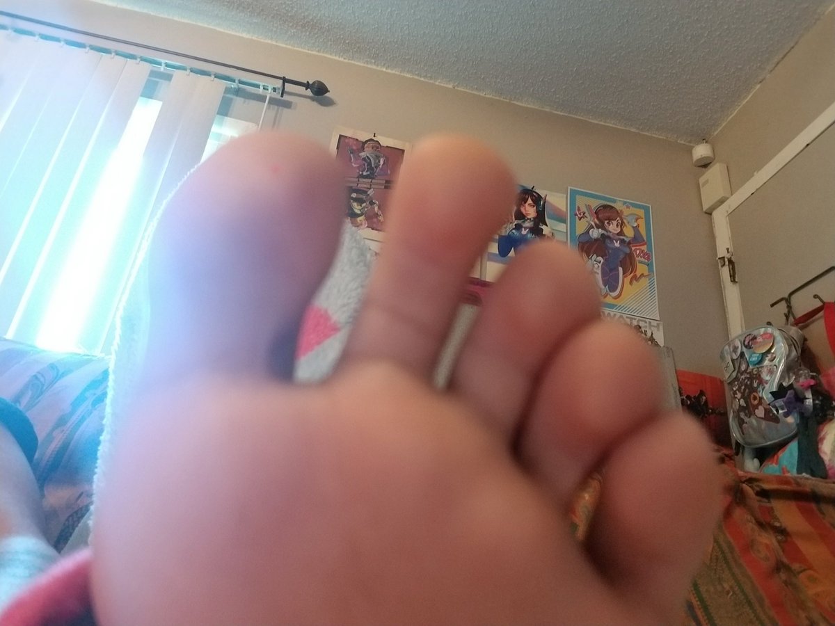 Findom_Senpai's tweet photo. I don't feel well today. 
Send me some Amazon GC to help me feel more alive. 
The bigger the number the better I may feel. 

greedylilprincess@gmail.com 

#findomme #paypigs #paypet #finsubwanted #Cuckold #paybrats #brattydomme #silenttributes @legend_rt_rt @RTPigSammy https://t.co/KkBwLOFvJO