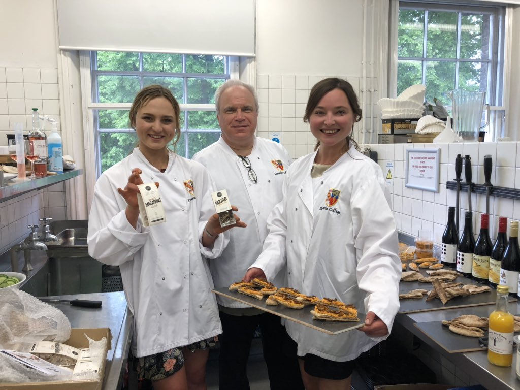 Here and having fun preparing for tonight’s event with @darwinkitchens!