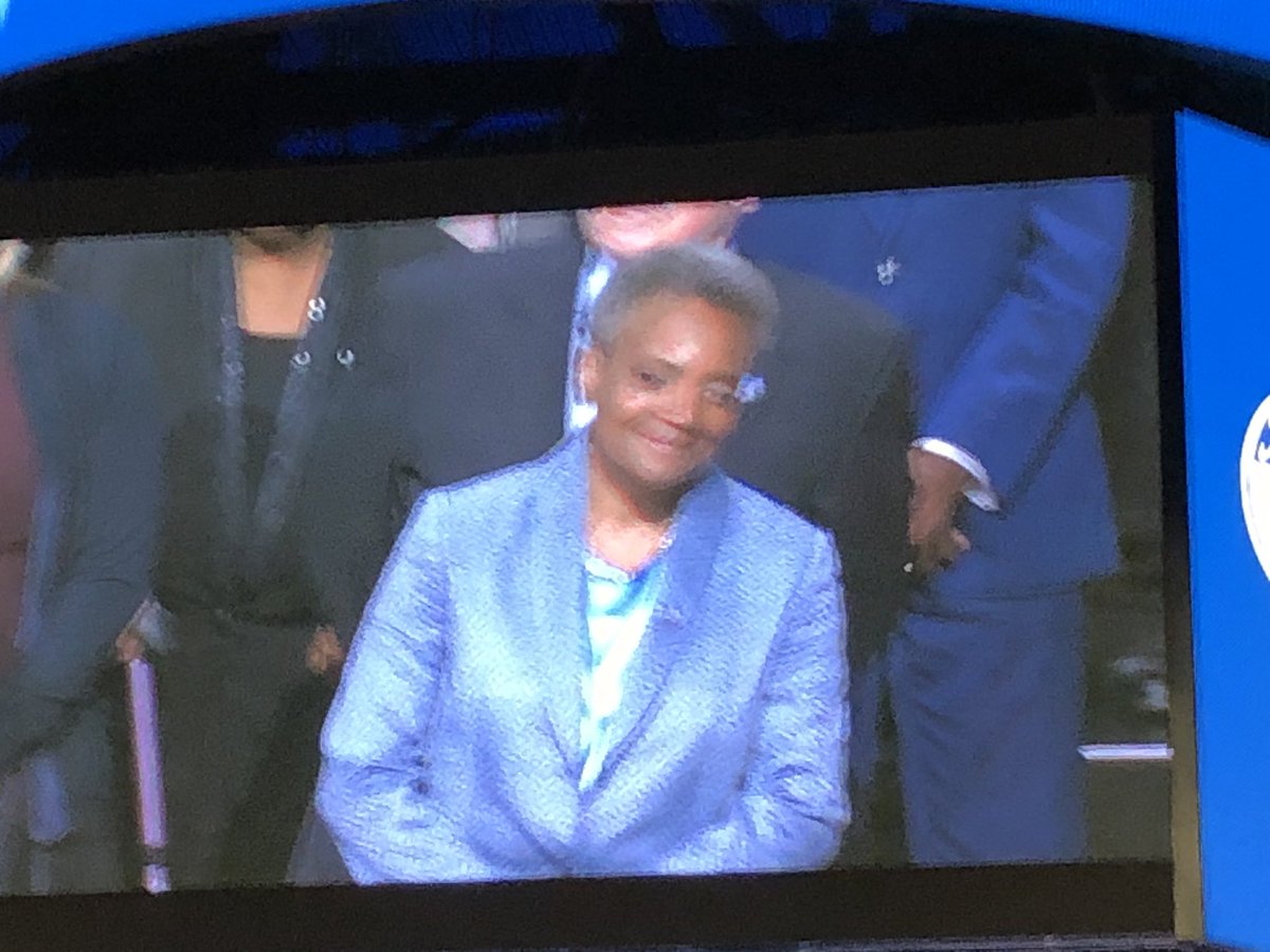 maudlynei's tweet photo. And so it begins ...
#Chicago #MayoralInauguration #Election2019 #ChicagoMayor #FirstBlackWomanMayor https://t.co/Aq0NP80QNO