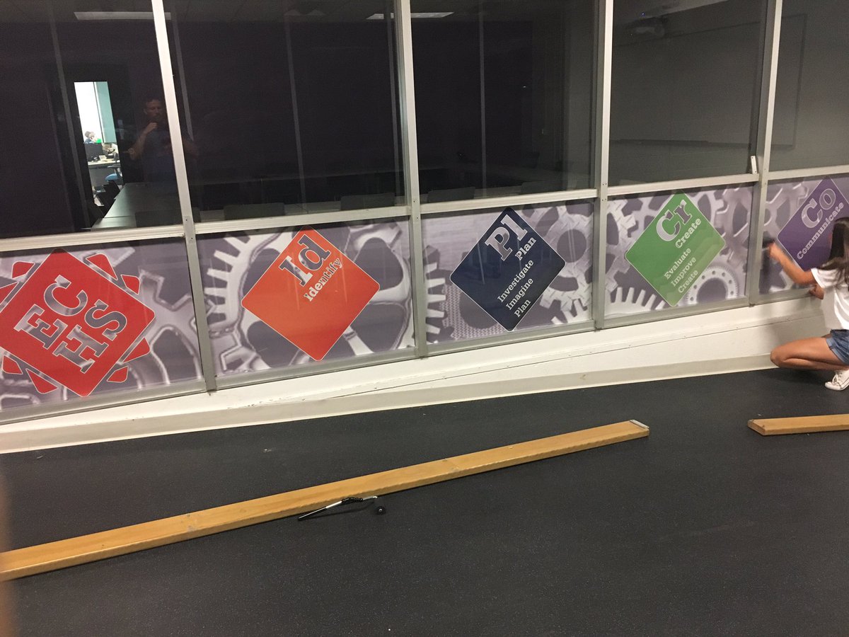 FabLabMECHS's tweet photo. Tiny term project number 1
@MsRobSTEM @KenChaffin @Grimco @maddie_sunny @DianeMankins #onewayvisionrocks https://t.co/9ExZSoUPdP