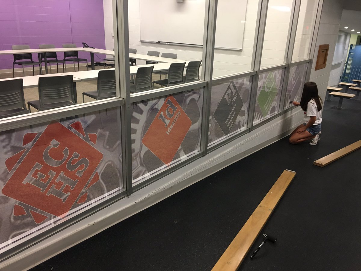 FabLabMECHS's tweet photo. Tiny term project number 1
@MsRobSTEM @KenChaffin @Grimco @maddie_sunny @DianeMankins #onewayvisionrocks https://t.co/9ExZSoUPdP