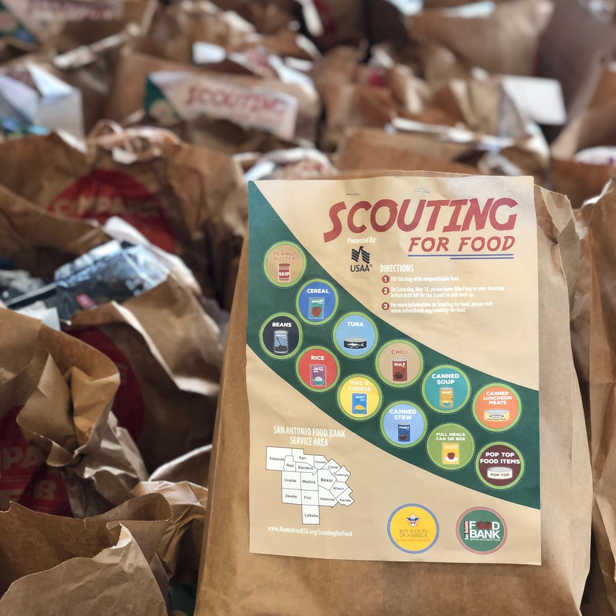 AlamoAreaBSA's tweet image. Thank you to everyone supporting  #ScoutingforFood like Olivia and Carlis from Pack 102 in Boerne delivering to Hill Country Daily Bread @safoodbank #GoodturnDaily