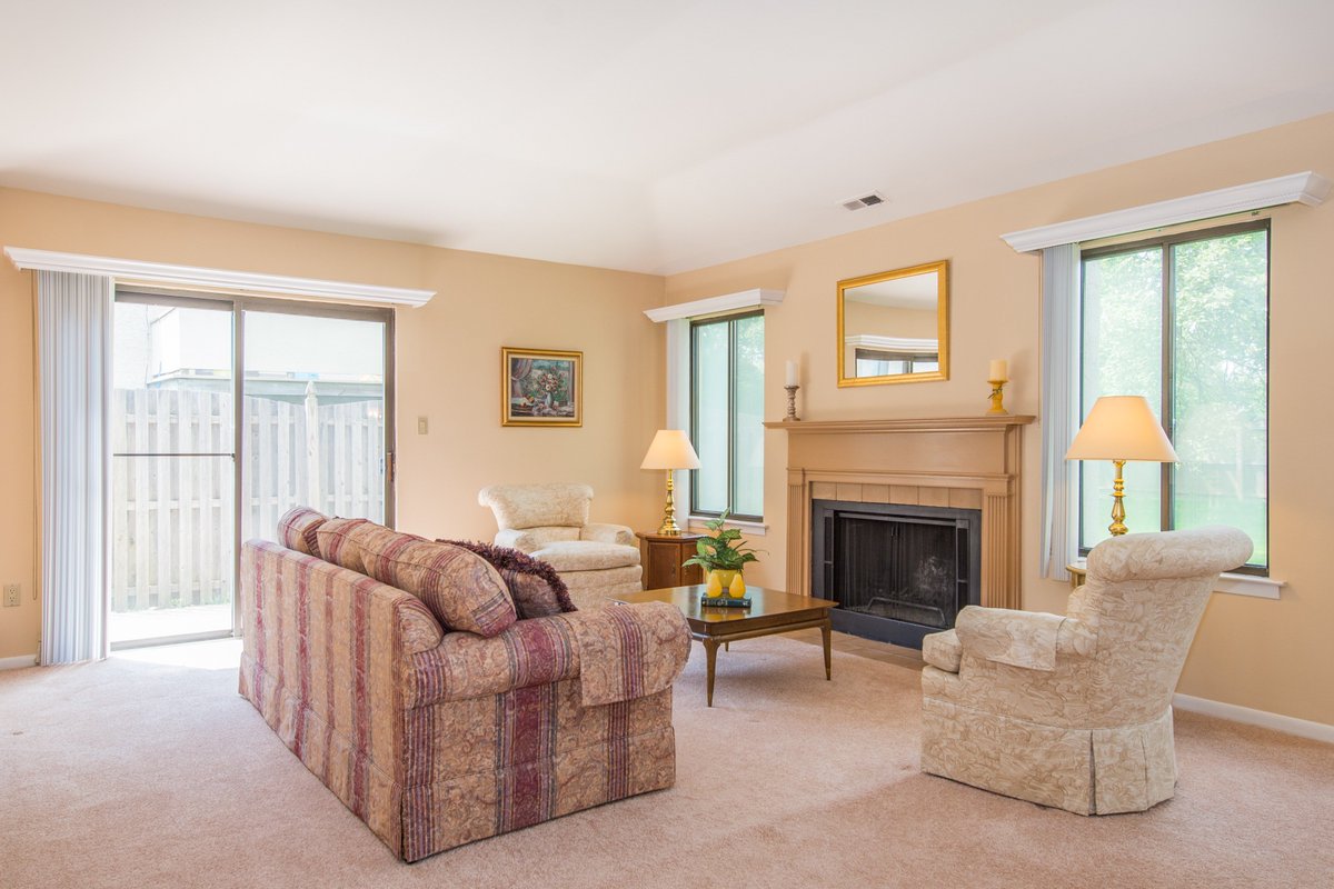 MichelleRemaxNJ's tweet photo. My newest listing is in the highly desirable Park Gate Community in North Edison. This 2 Bed, 2 Full Baths, move-in ready Bravo Model won't last! Call me for more info! #REMAX #REMAXDIAMOND #MICHELLERIZZO #RIZZOTEAM #REMAXHUSTLE #EDISON #NORTHEDISON #NJHOMESFORSALE #NJREALESTATE https://t.co/vSs904ItdH