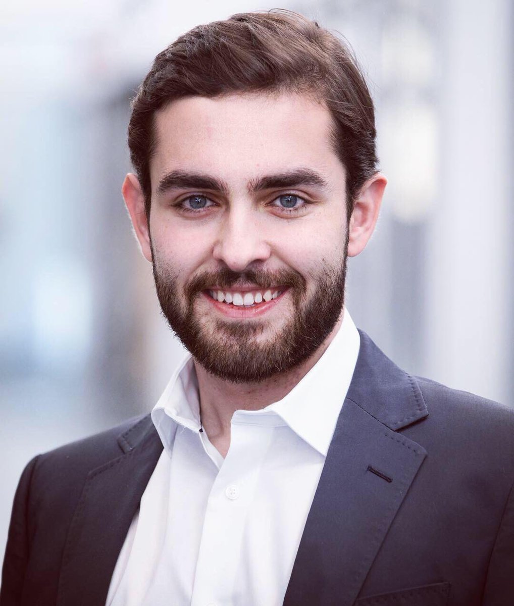 umngps's tweet photo. #CarlsonGrad @LucasBagnoCV wants to start a company in the space industry, focusing on the business, economic, and social problems keeping humankind from going to Mars. https://t.co/AcpyTM3dxe https://t.co/jsO09cY9Ko