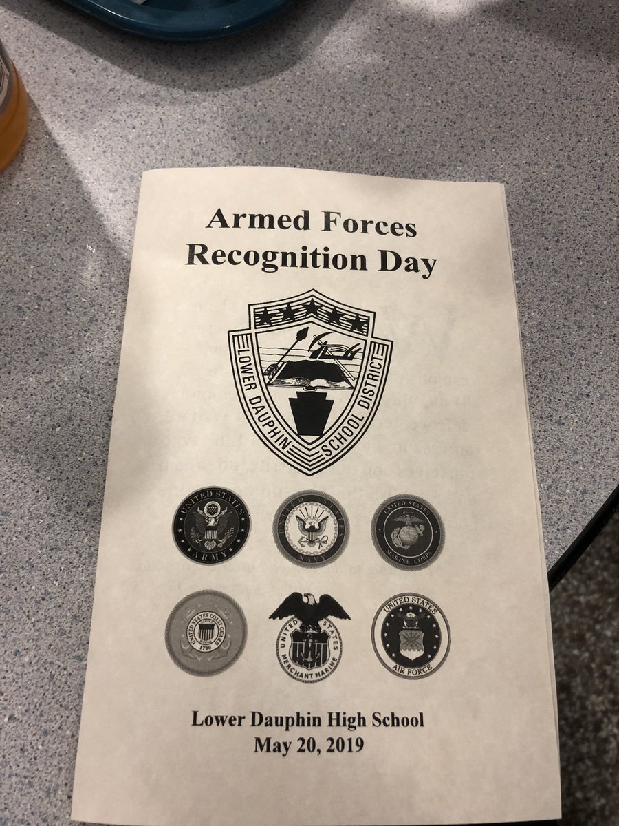 LD_FalconNation's tweet photo. Come out and support students as they sign to the Armed Forces today at 3 in the auditorium! #ldproud https://t.co/NRzPnfVIpt