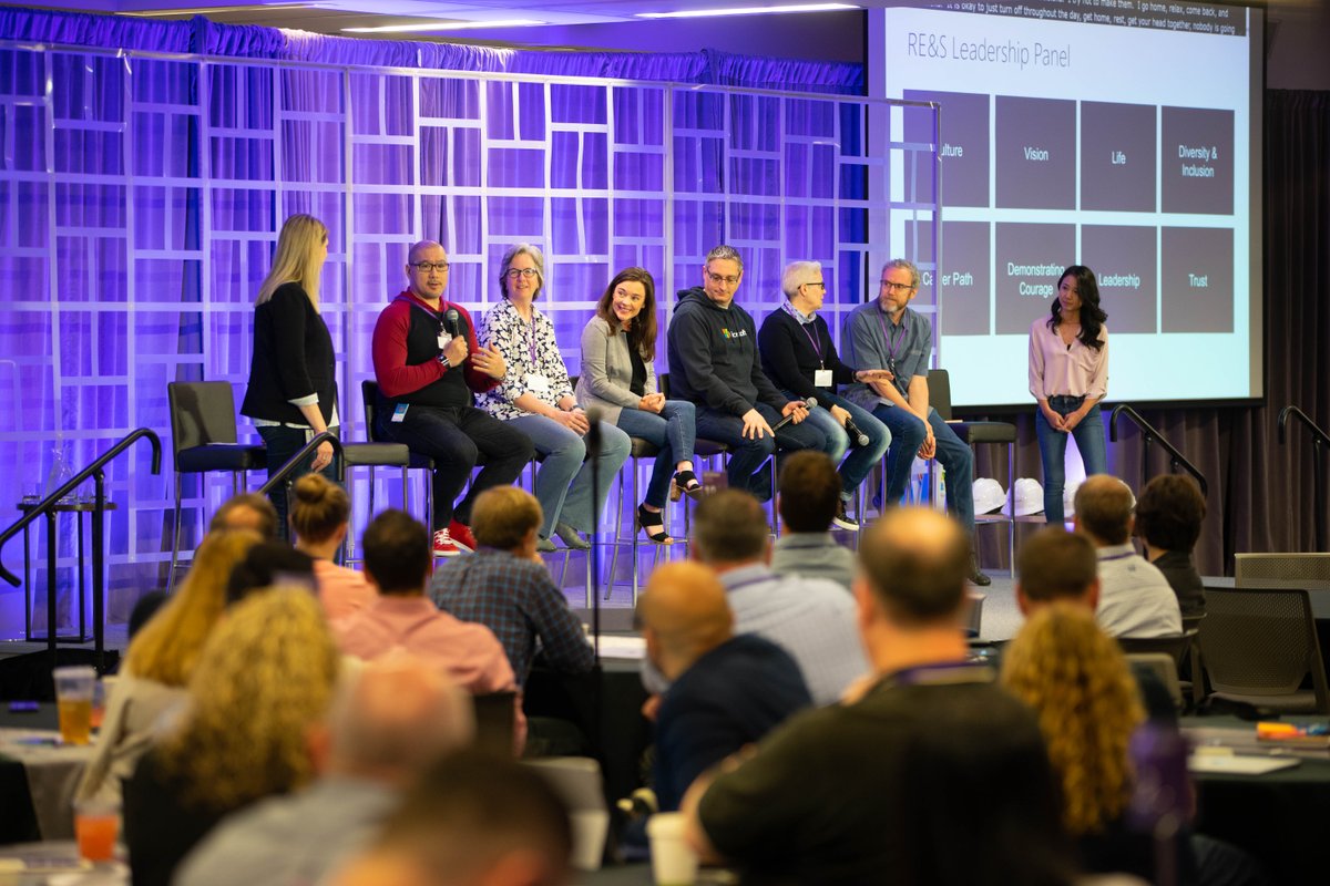 CREMicrosoft's tweet photo. Here during #RESWeek we have the Real Estate and Security group leaders at the Leadership Q&amp;A. #CREMicrosoft #Microsoftlife https://t.co/zB5kaahSxP