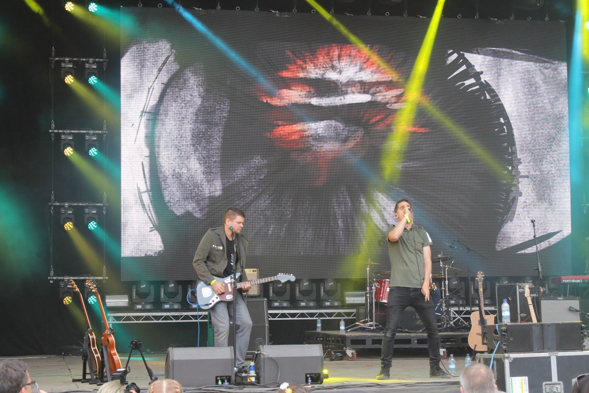 <a href="/akivamusic/">Akiva</a> will be headling the music stage this year. Full stage line up available here: harpendencarnival.com/timetable/