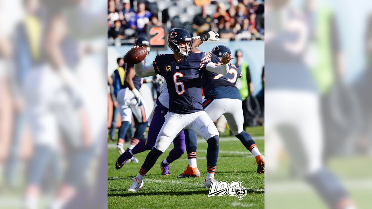 ChicagoBears's tweet photo. #8️⃣5️⃣: Jay Cutler 
#8️⃣1️⃣: Brandon Marshall 
#8️⃣0️⃣: Alshon Jeffery
#Top100Bears 

📸: https://t.co/K4ASsEfFTc https://t.co/VqKQTmZlFY