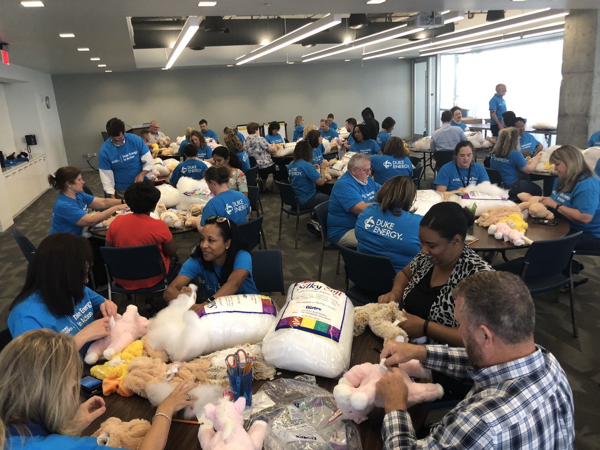 AmyKStrecker's tweet photo. We are @DukeEnergy in action! Volunteers stuffed 120 toy animals 🐰🐥🐻to donate to @raleighpolice to comfort kids in crisis. We stuffed each animal with a ❤️ and a good wish for the child receiving the toy. #WeAreDE #volunteering https://t.co/mG8zVNEIsc