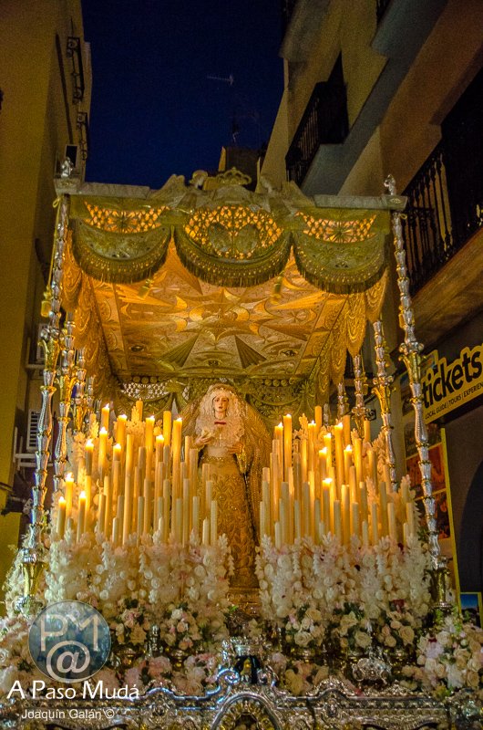 .@Hdadlosnegros Traslado #VirgenDeLosÁngeles a @SICSevilla #ÁngelesCoronación #ReinaySeñoraNuestra #18mayo2019 apasomuda.blogspot.com/2019/05/trasla…