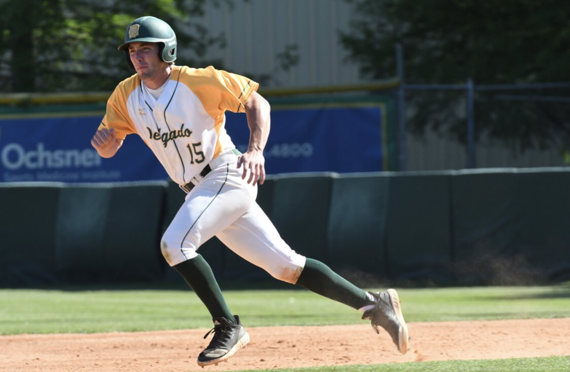 tyscheuermann's tweet photo. Hats off and Fins Up to @hayden_fuentes for ending his @delgadodolphins career in a big way yesterday going 5 for 5 with three homeruns, a single, a double, 4 runs, and 7 RBIs. He and the squad stepped up in a big way yesterday, falling just short in a crazy 16-14 decision. https://t.co/5ld4X6NEJ2