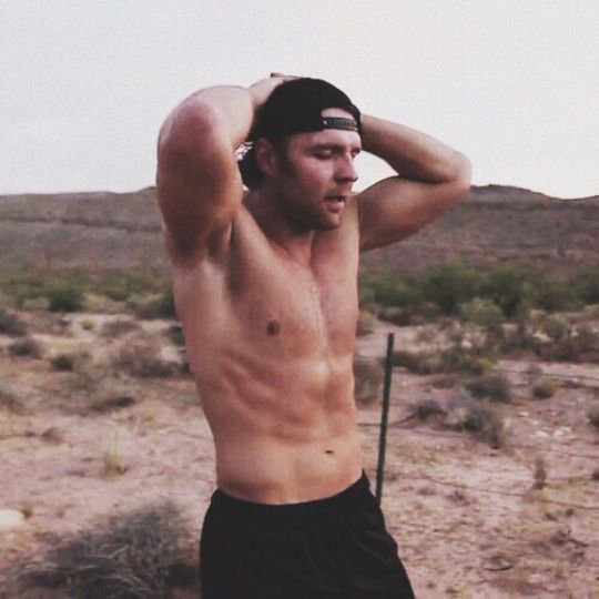 SheHulk616's tweet photo. @RylandCorver Oh, is it #MCM? @RylandCorver us looking amazing. https://t.co/TZgImHhzMh
