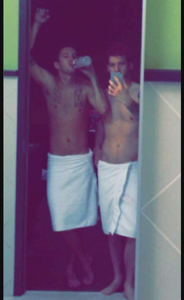 multiffandoom's tweet photo. ОЙОЙОЙОЙОЙ ЭТО ЧТО ЖОШЛИР
#joshler 
#twentyonepilots https://t.co/QBoy7ZjLjE