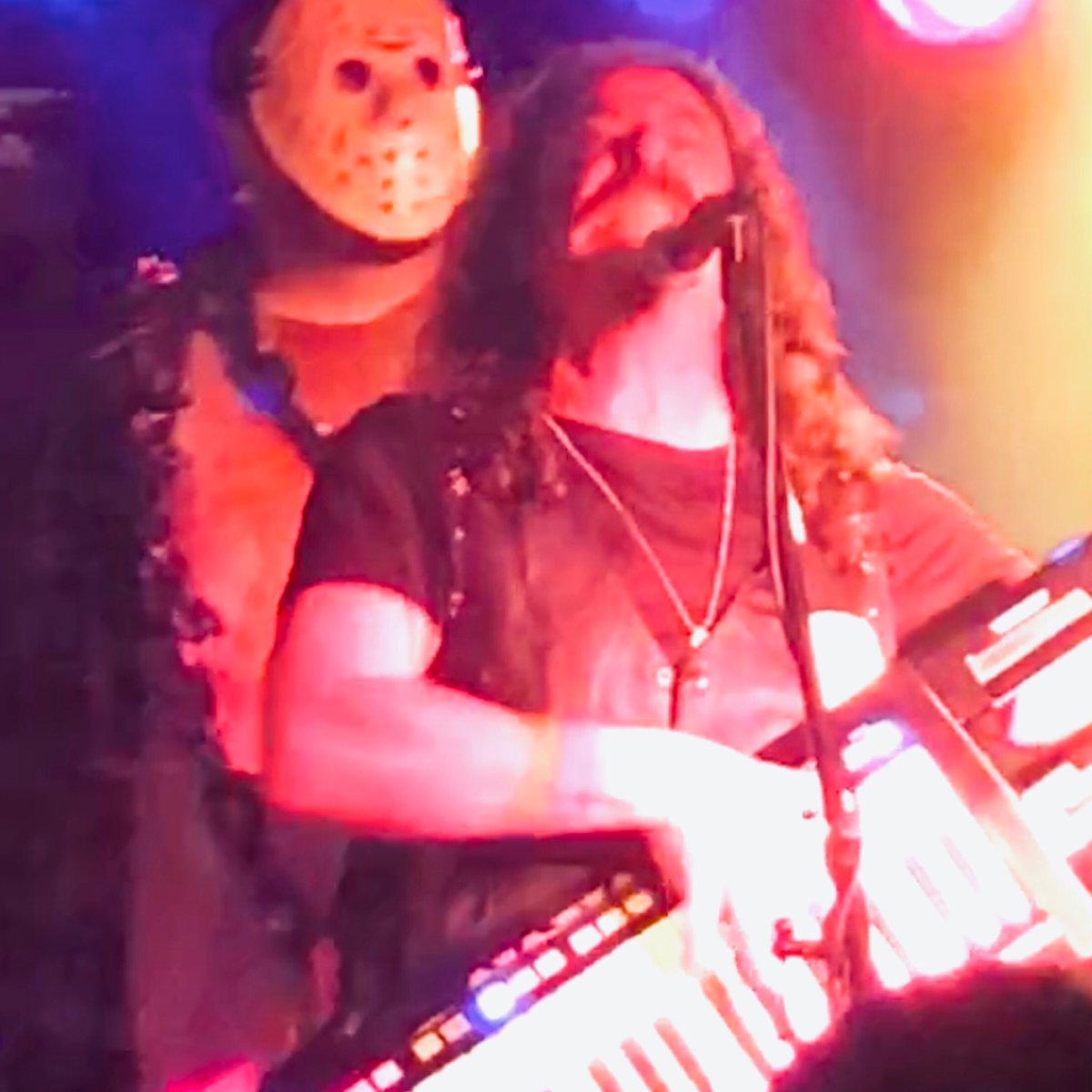 FIRSTJASON's tweet photo. FIRST JASON ONSTAGE AT FINNEGAN’S
IRISH ROCK CLUB IN SCRANTON PA!!! 🎹 #HeavyMetal #keytars #jasonvoorhees #cosplayers #horrorcosplayers #livemusic https://t.co/wquLJs3R6G