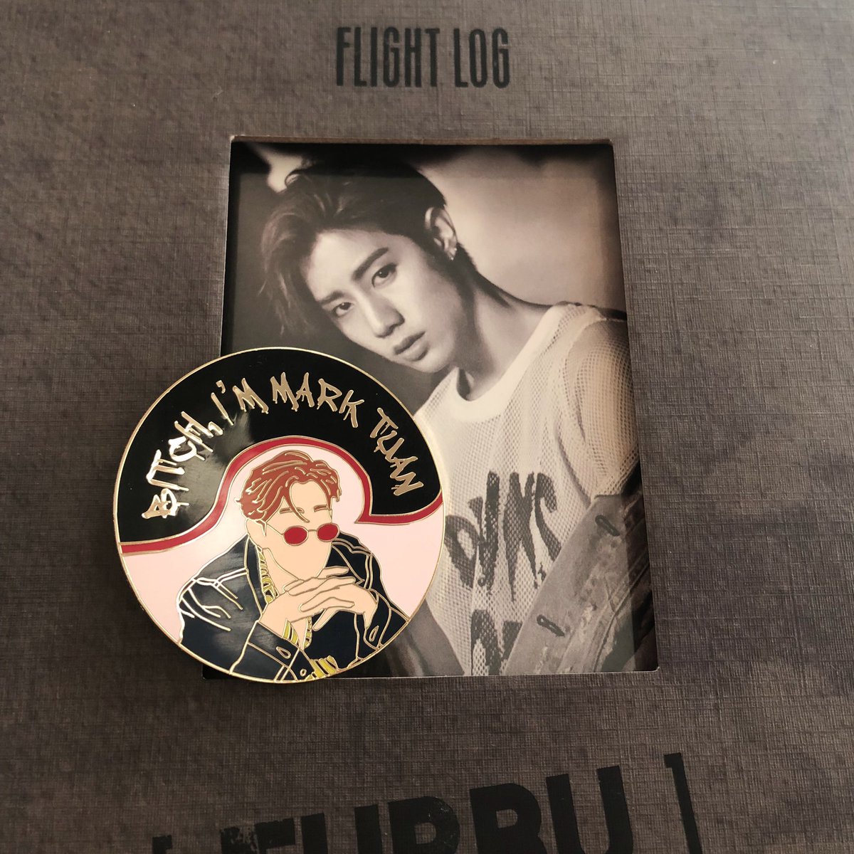 [pls help RT!!]
my GOT7 yugbam “young &amp; rich” pins as well as my “bitch, i’m mark tuan” enamel pins are up on my store now!!! LIMITED TIME OFFER for buying as a set!! ❤️🐥
#GOT7_BETWEEN_SECURITY_AND_INSECURITY #GOT7_SPINNINGTOP #GOT7_ECLIPSE <a href="/GOT7Official/">GOT7</a>