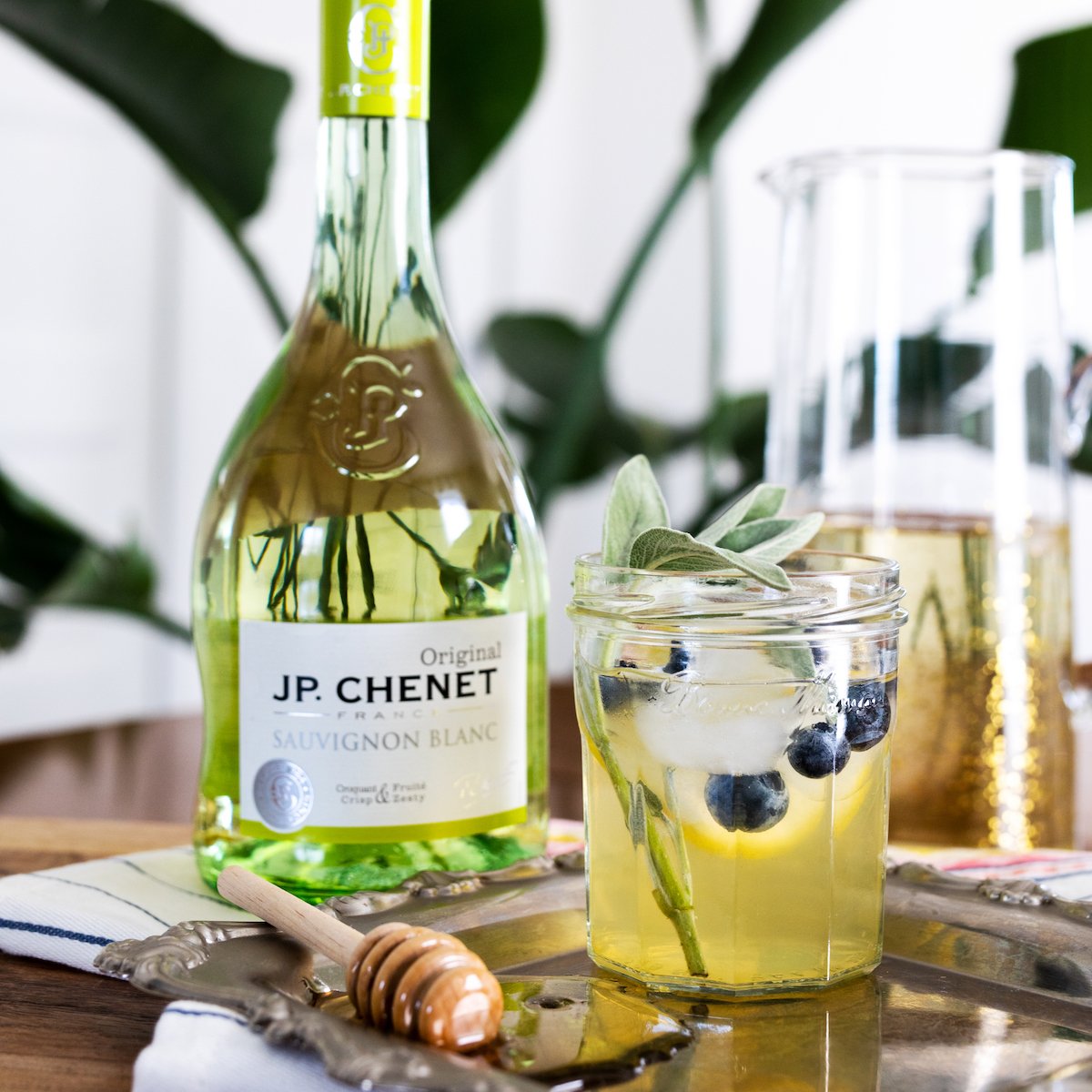 Let’s celebrate #WorldBeeDay. 🐝🍯 Mix some honey with J.P. Chenet Sauvignon to create an unBEElievable cocktail. → bit.ly/2Itcq1o #ShareThePleasure
