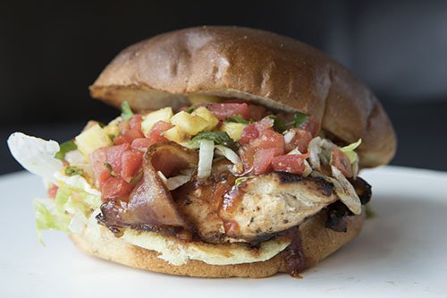 twistedfresh1's tweet photo. Weekly Special ~ Smokey Pineapple Express  $8.50
Savory chicken, swiss cheese, island BBQ sauce, bacon strips, lettuce, and house-made pineapple salsa.
Served on a brioche bun, with your choice of side. #kansas #lunch #chickensandwich #kansascity #heartymeal #pineapplesalsa https://t.co/zcyKAHLeac