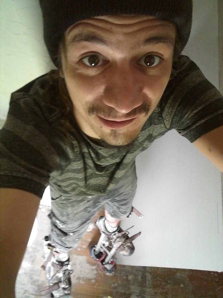 Suncricket_tv's tweet photo. Feeling high and mighty,  might come down later. #stiltLife https://t.co/r422QY1jJp