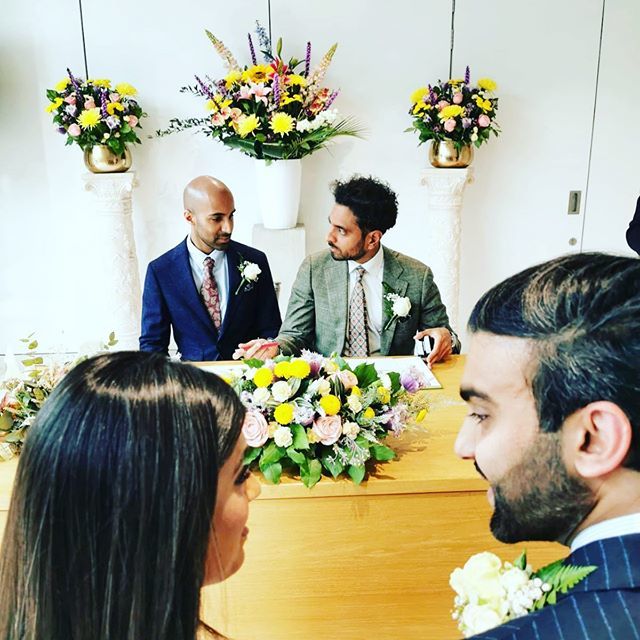 akees_that_guy's tweet photo. Find someone the way she looks at him, he looks at her, he looks at he... Hell just find someone damnit!
.
.
.
#KP2019 #BrotherInLaw #EligibleBachelors #NotMine #SuitedAndBooted #GoingGreen https://t.co/pbfMNjwcYu https://t.co/DEjVD6EXac