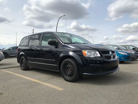 StanNissan's tweet photo. Need a starter car or a affordable second car for the family? This 2011 Dodge Caravan SE is the vehicle for you. Contact us for details:  403-284-4611 https://t.co/5bV1vUXJ7k #StadiumNissan #Nissan #cars #AutoSales https://t.co/XsqceDoSuY