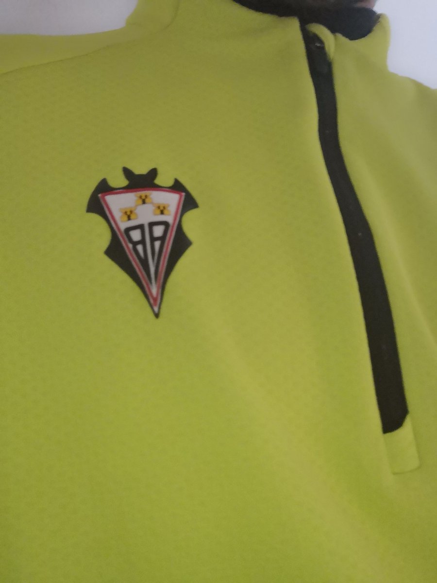 Vamos <a href="/AlbaceteBPSAD/">Albacete Balompié 🤍</a> con honor y a por todas pase lo que pase campeones #TodosTodo #ForzaAlba