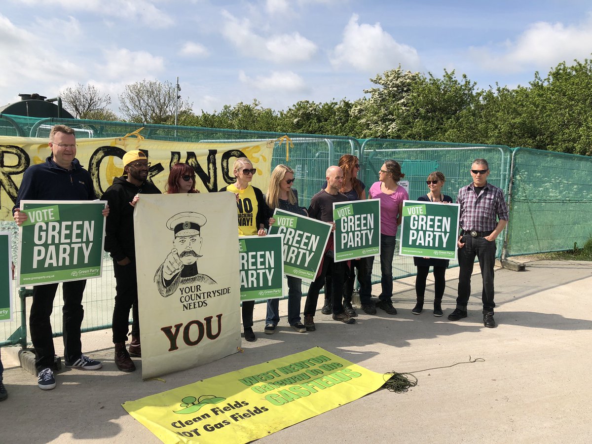 donkeydave269's tweet image. @WGasfields @dickdock49 @FrackFreeMisson @FrackFreeDonny  lovely visit from @alisonclareteal  and Green Party members today at West Newton #TourDeMagid