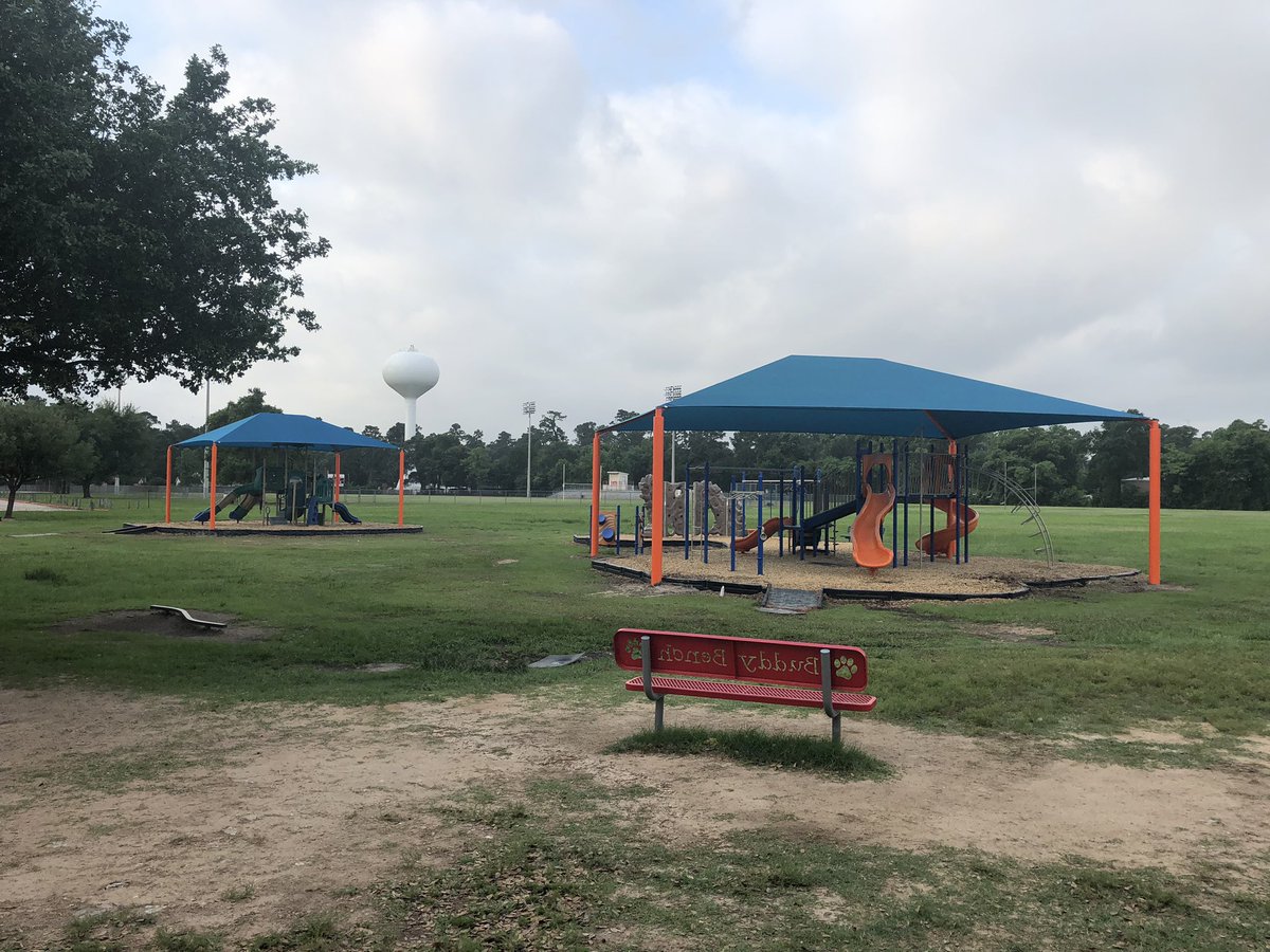 BenferPto's tweet photo. Get ready, Bobcats! The shades are in! Thank you families for all of your donations! Without them we would have nothing. Also, thanks to McKenna Construction for the swift install! https://t.co/cChebfNaaH