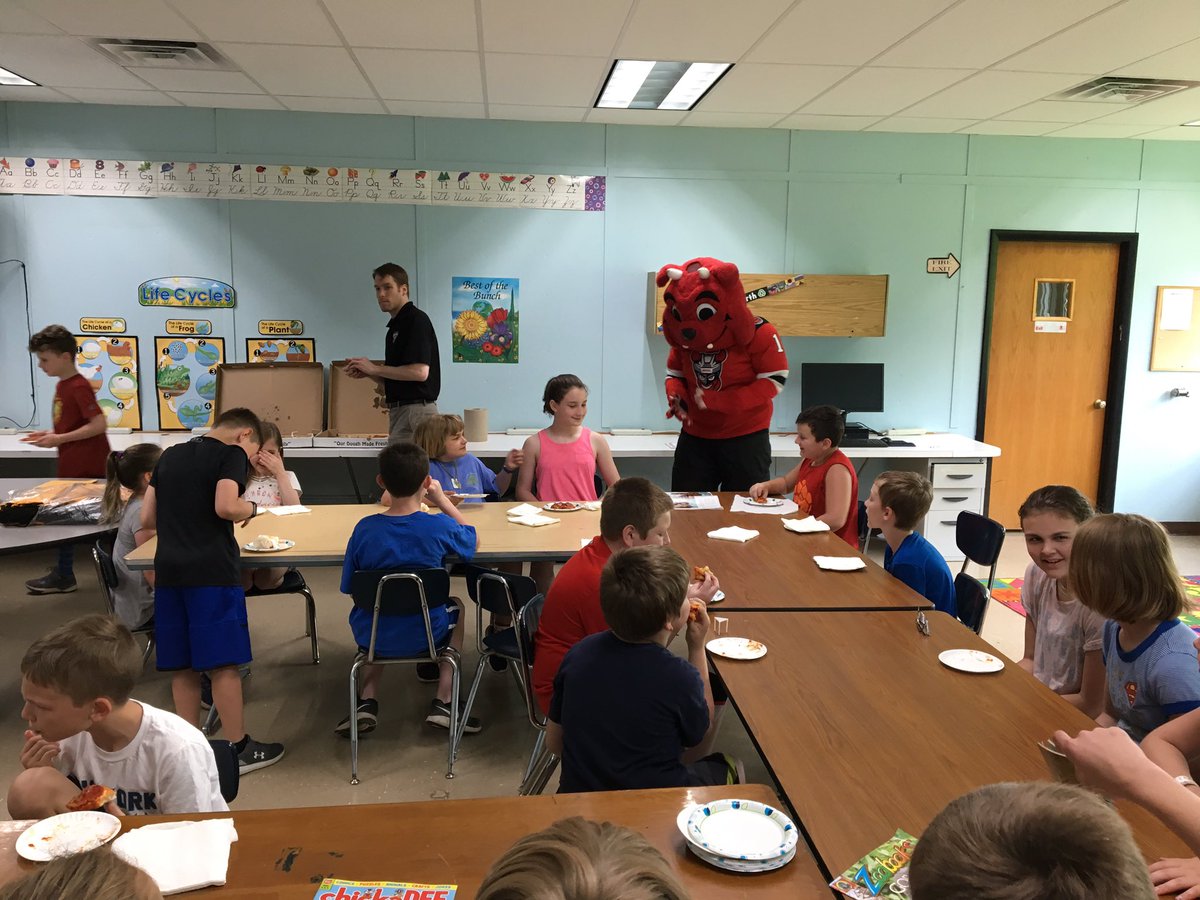 Ryan Hallenbeck tweet media