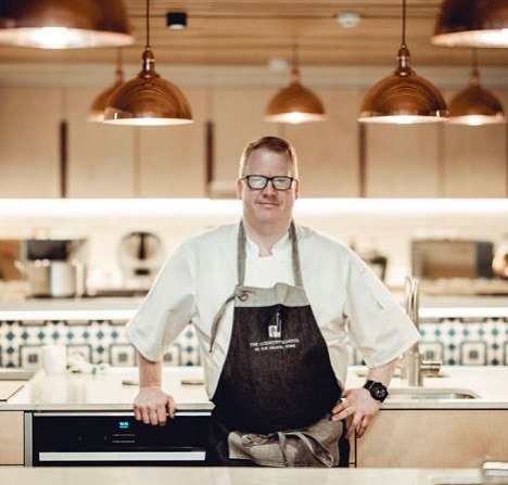 NCSG_UK's tweet photo. We spoke to @chefandydixon41, Head Tutor of the @cookeryschoolgrand about his first three months at the helm of York’s newest culinary hub. He told us why he loves people who can’t cook... follow the link in our bio to read more 👨🏼‍🍳 https://t.co/L8uua3mFkt