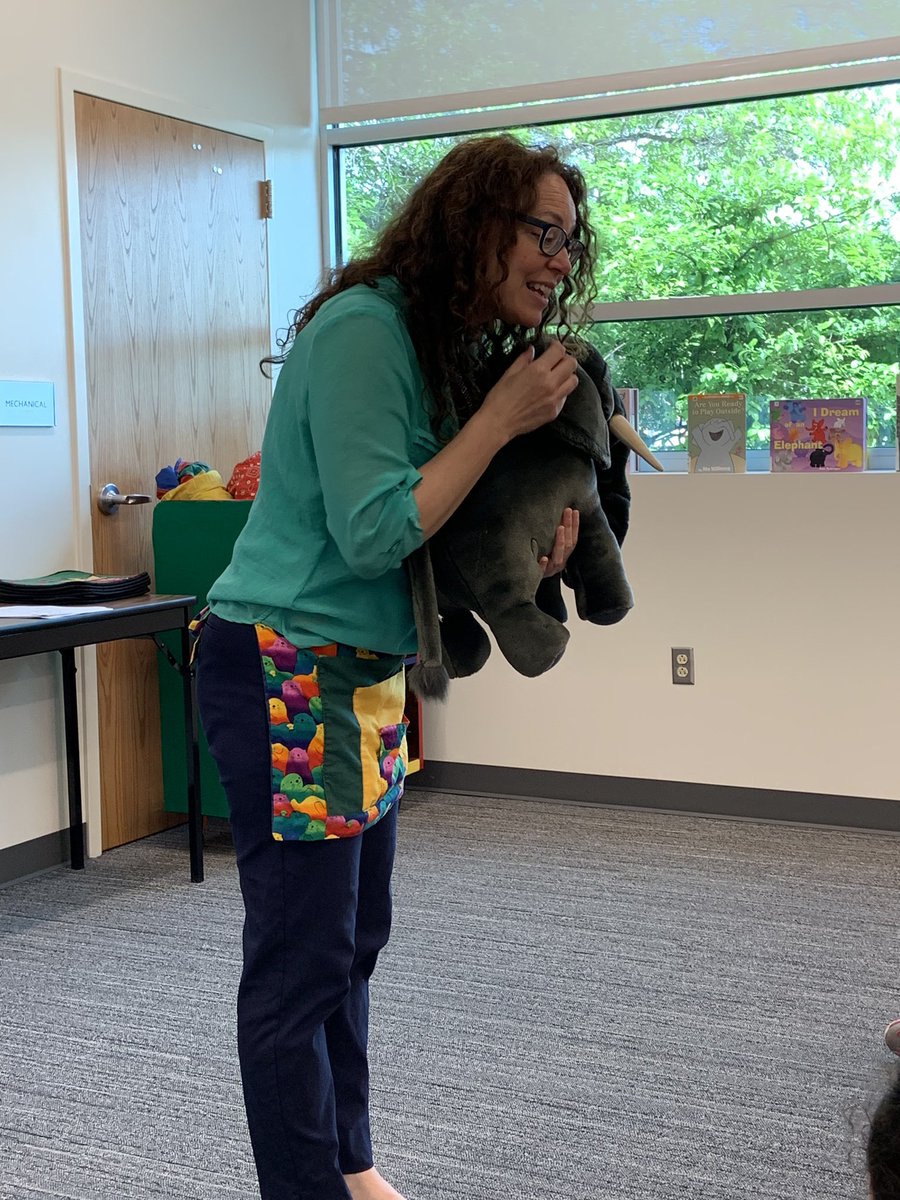 riveraprek's tweet photo. We always enjoy a learning trip to the library! Todayβs theme was elephants. #MidContinentLibrary #ClaycomoBranch #Riveraprek https://t.co/womNLoZWcl