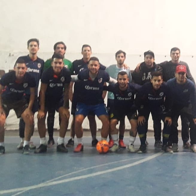 JuventudCalamar's tweet photo. ¡Hoy es la gran final! 
Trineo F.C. 🆚️ Melian, ambos pasaron por penales tras vencer a La Peña Calamar y a Donado, muy parejas las semifinales 👏
#TorneoInternoPlatense https://t.co/3FKkeyanqD