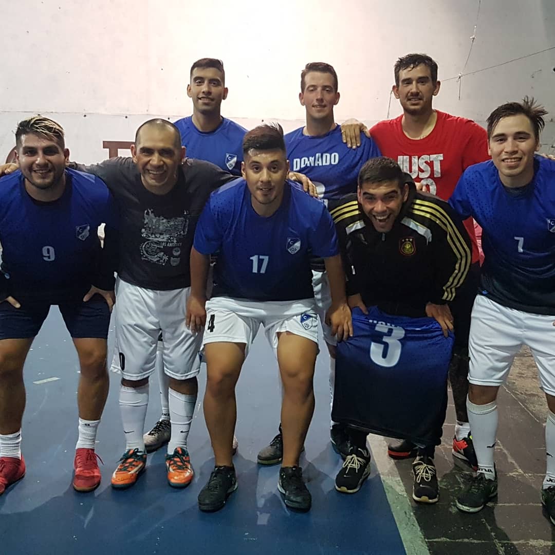 JuventudCalamar's tweet photo. ¡Hoy es la gran final! 
Trineo F.C. 🆚️ Melian, ambos pasaron por penales tras vencer a La Peña Calamar y a Donado, muy parejas las semifinales 👏
#TorneoInternoPlatense https://t.co/3FKkeyanqD