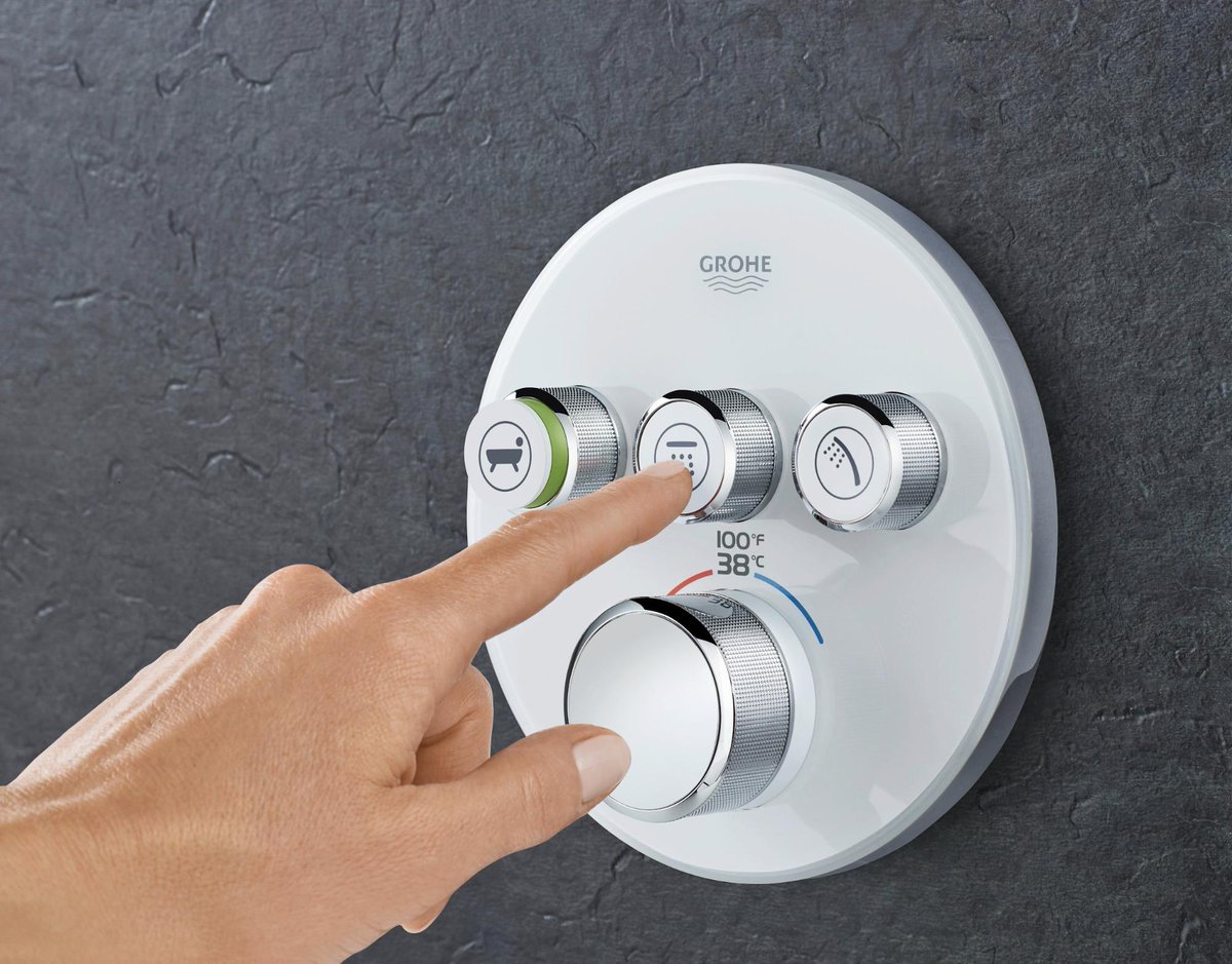 Precise controls for the perfect shower experience. Explore GROHE SmartControl: bit.ly/2sxsA3g