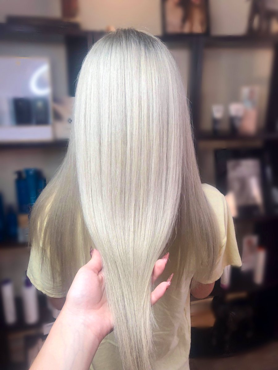 beyondfringe's tweet photo. In honor of Game Of Thrones last episode I give you: KHALEESI
Gorgeous color by creative artist *Courtney*
936-447-2887
#paulmitchellfocusplussalon #paulmitchellus #americansalon #hairstylist #hairsalon #haircolor #hairinsiration #iheartpm #licensedtocreate https://t.co/FoOhvyWBMD