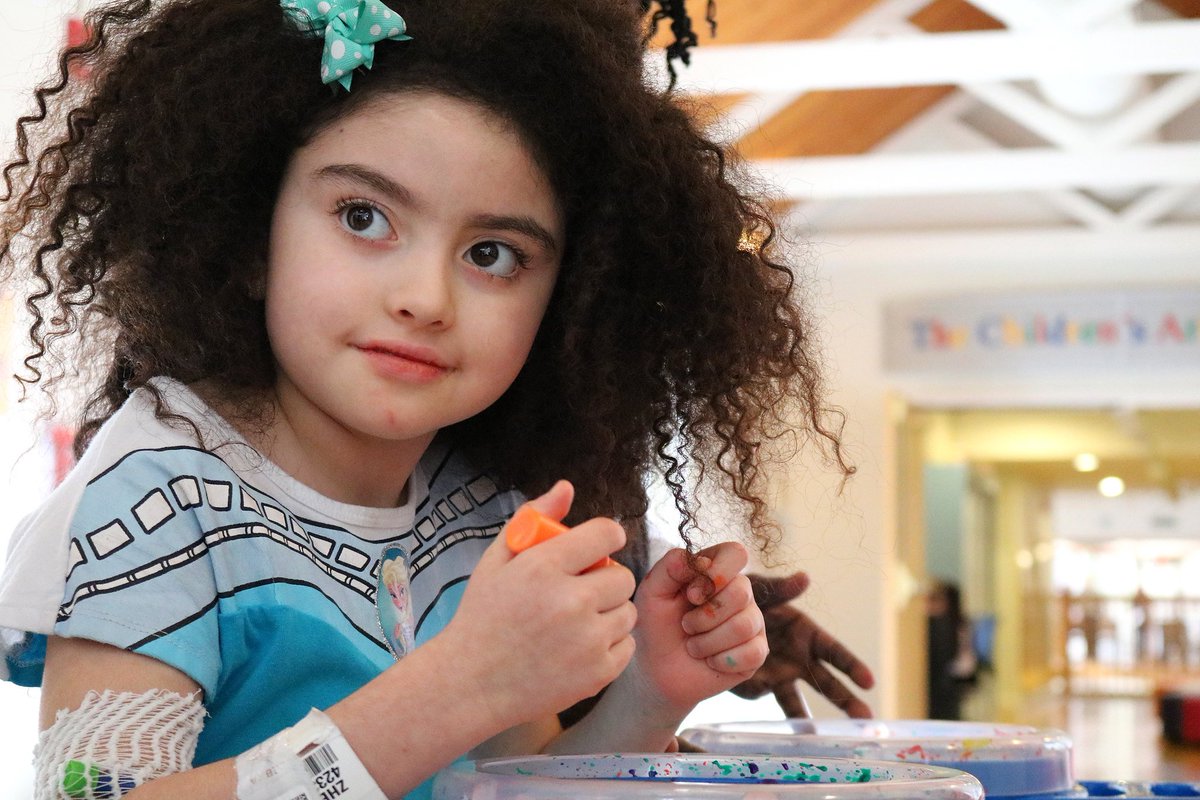 TheChildrensInn's tweet photo. Medical breakthroughs are impossible w/o patients, like the seriously ill children we serve, who participate in clinical trials. On #ClinicalTrialsAwarenessDay, we're celebrating our partnership w/ @NIH and the healing power of research. https://t.co/TCoJUUSGHZ #ClinicalTrialsDay https://t.co/6Fa0G5rfKA
