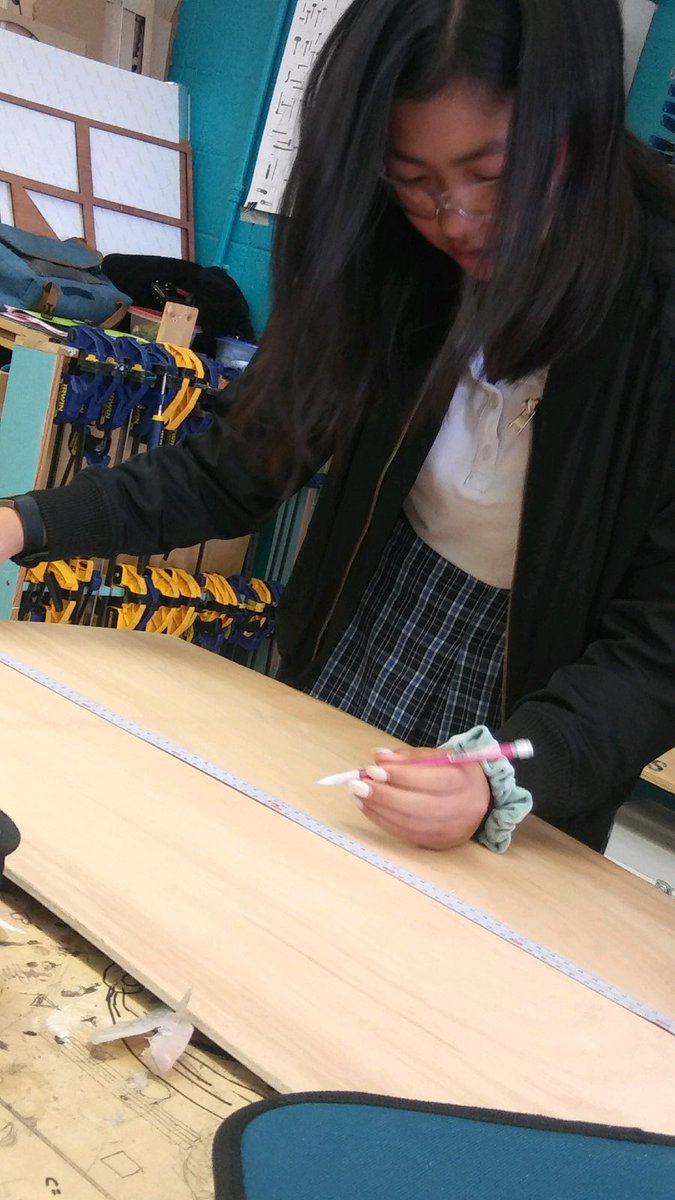 ArsRopes's tweet photo. Our teammates are working hard on building for the A.I.M.N. design! Go team! #AIMN #StarsSmart #AISDproud #girlswhobuild #STEAM #MakersED https://t.co/1l0KkL7tyV