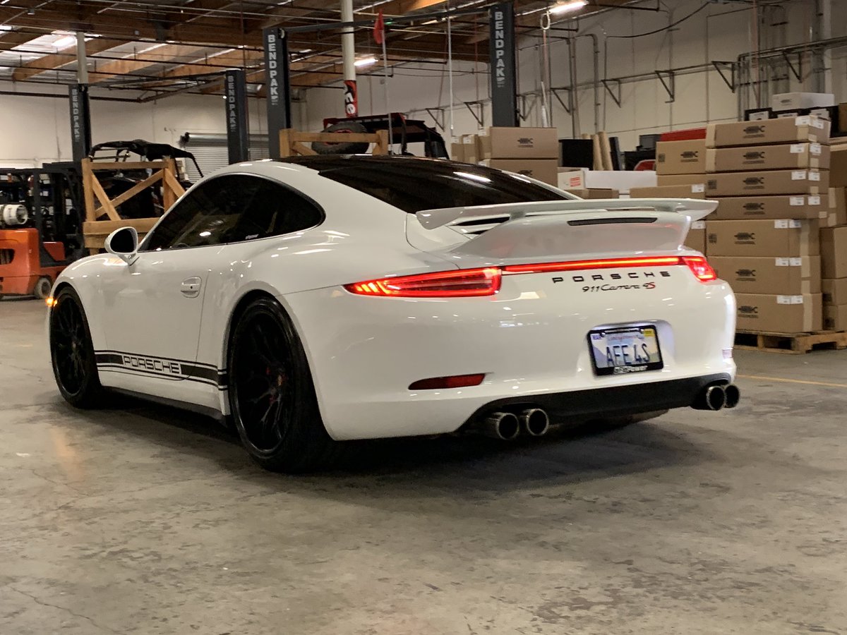 aFePOWER's tweet image. Here’s a 911 Carrera 4S to start your Monday off right 😉 From intakes to exhausts, we’ve got what your Porsche needs to unlock its true potential!
.
.
#afepower #afeintake #afeexhaust #porsche #911carrera4s #carrera4s #porsche911