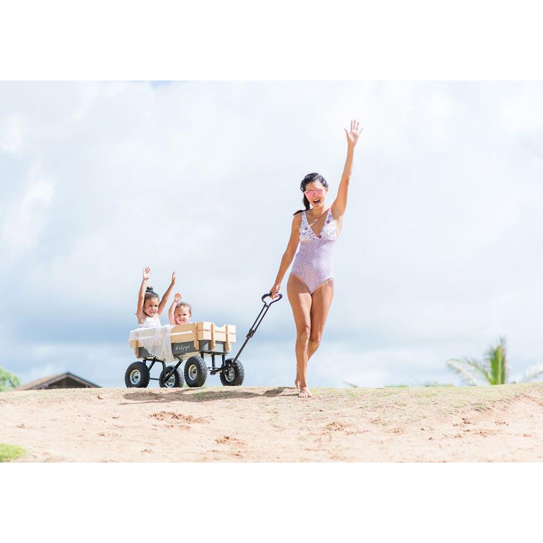 KaiKiniBikinis's tweet photo. Who says one pieces have to be boring? The new Kailani one piece is available now, and custom made to your measurements 👌🏽 https://t.co/jtCmZXuhjK  #kaikini https://t.co/4Jnw0S7wQi