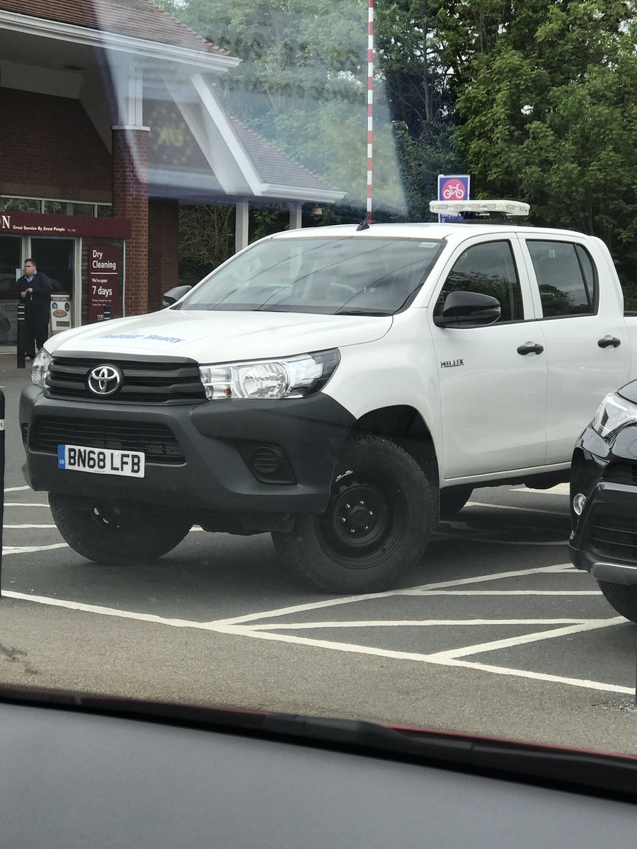 Lee Frost tweet media