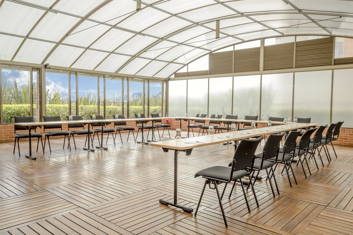 AndresMurilloFo's tweet photo. Salones de reunión a la altura de sus clientes.
#LaPasionPorLoQueHacemosEsNuestraGarantia #hotelphotographer #salon #hotelesbogota #hotelescolombianos #hotelescartagena #hotelescancun https://t.co/hqWPrMHmyt