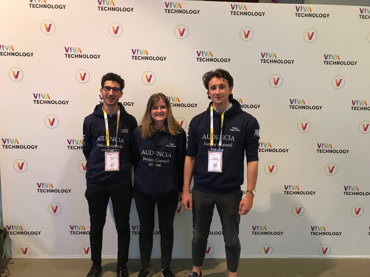 AJC_JE's tweet photo. Audencia Junior Conseil était présent ce 17 mai au Parc des Expositions de #Paris pour participer au salon #VivaTech. Entre démonstrations de drones et autres robots humanoïdes, notre équipe a eu l’opportunité de comprendre et d’apprécier les plus grandes innovations !
#WeAreJE https://t.co/DAhmXDIHTR