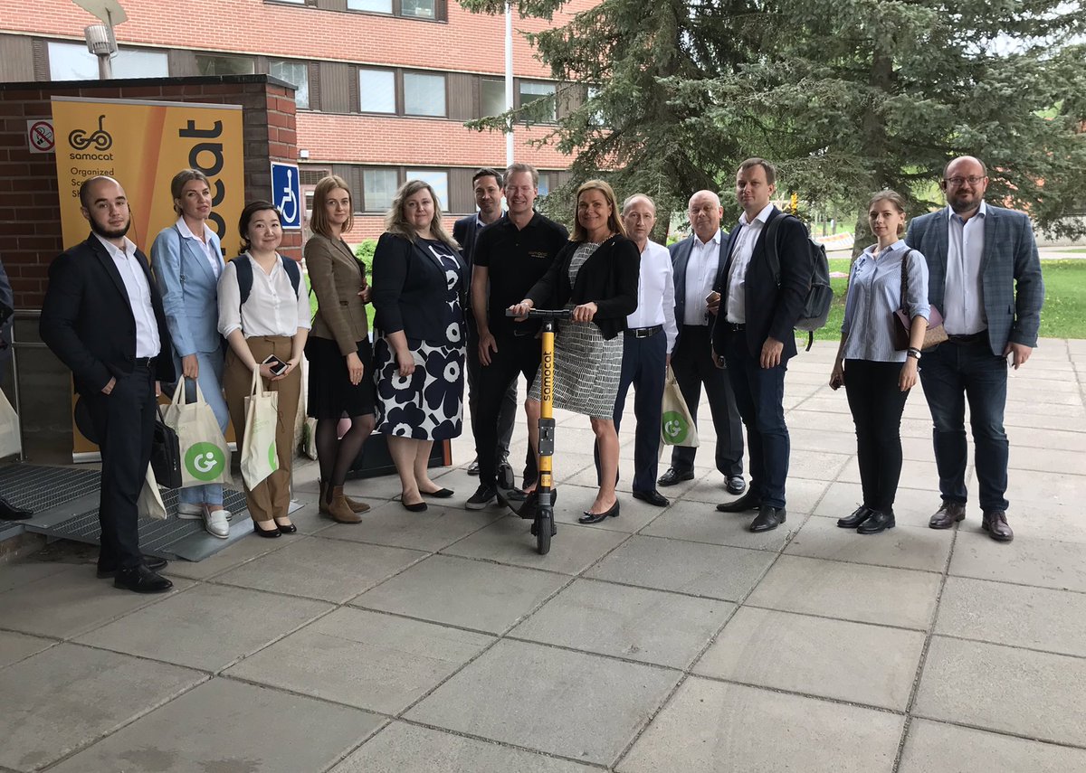 AntolaTuula's tweet photo. Happy to host today a delegation of the Association of Innovative Regions of Russia in #EspooInnovation Garden. A Russian startup #Samocat with their #European #HQ in #Otaniemi presented their fun and functional scooter to delegation @HBH_HQ @BusinessFinland #Maas @agrid_aalto https://t.co/t8zhDFqWti