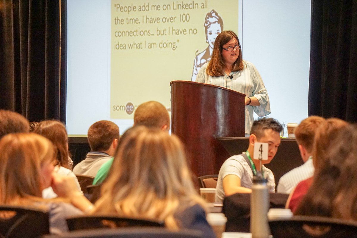 CBConnectSLP's tweet photo. Cherry Bekaert is a place to learn, a place to grow, and a
place to stay (emphasis on the grow part)! This morning, our students
participated in mini-classes about @LinkedIn, professionalism, and how to nail an #accounting internship. #CBConnect19 🕴️‍♀️🕴️ https://t.co/FQHYfTjS21