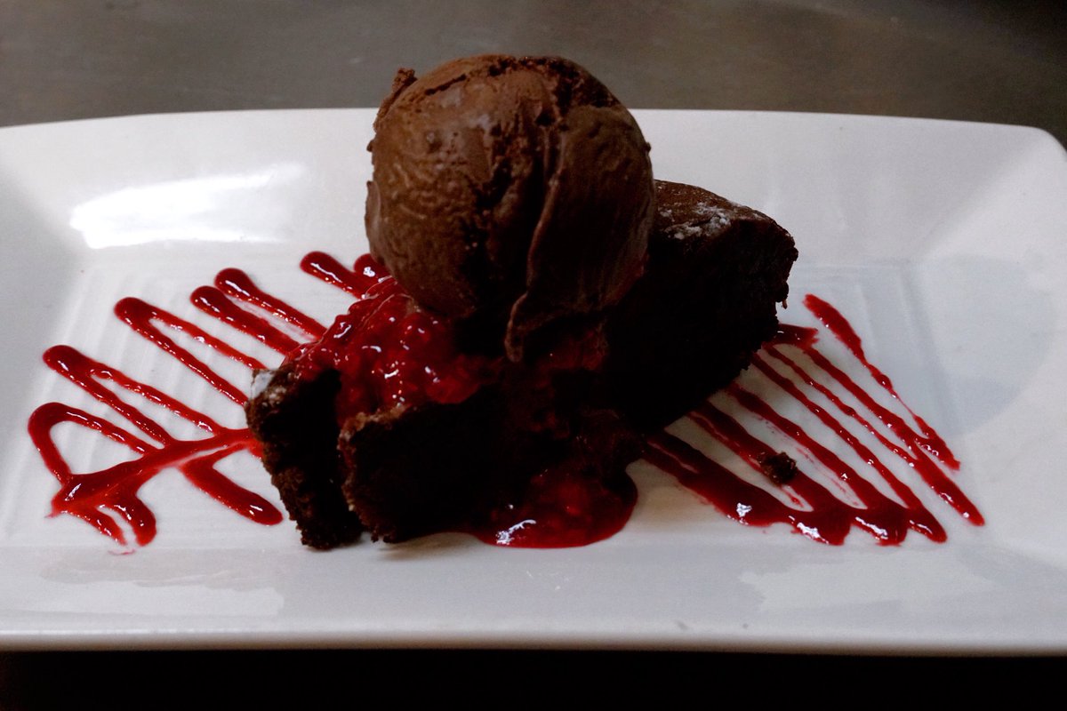 rangefish's tweet image. In case you were wondering what to have for dessert tonight - flourless dark chocolate ganache torte with hazelnut, raspberry, and house made dark chocolate ice cream. 🍫