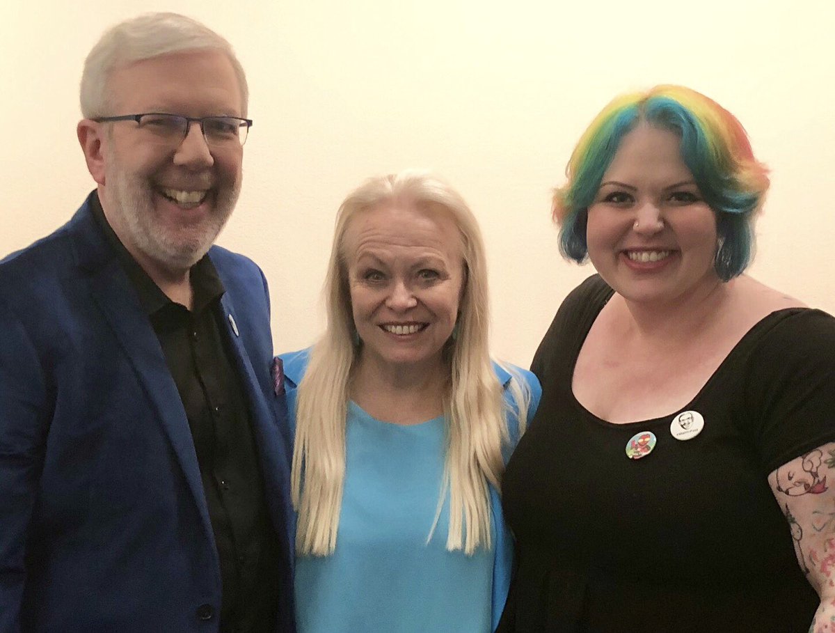 #MaltinOnMovies: #JackiWeaver is a tiny powerhouse who has been working on stage and screen for decades. Her love of the art form (and life in general) is beautiful and infectious maltinonmovies.libsyn.com/jacki-weaver @leonardmaltin