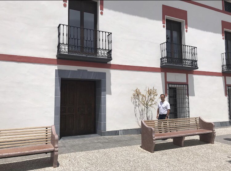 vmcerezo's tweet photo. La Casa de Don Claudio volverá a ser ‘La Casa de la Mujer’ 👱‍♀️👩‍🦳, un espacio para el encuentro, reunión y formación de todas las mujeres de Santomera, Siscar, La Matanza y Orilla del Azarbe. #PPConLasMujeres #SiempreCerca #VotaPPSantomera #VotaVíctorCerezo https://t.co/2ugF0e0WEy