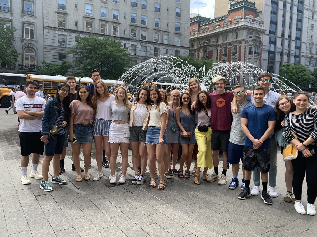 SraCap's tweet photo. Had a great day learning about how art communicates! #bhs #metmuseum https://t.co/1pwU9vxxbv